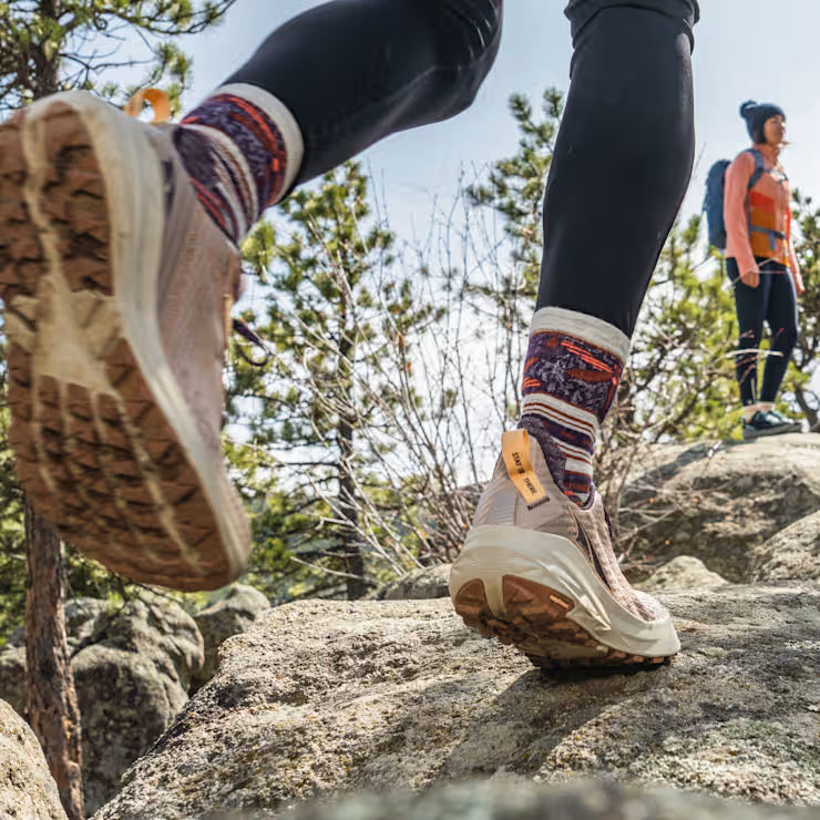 Smartwool Merino Women's Hike Dragon Stitch Mid Crew Socks - Image 4