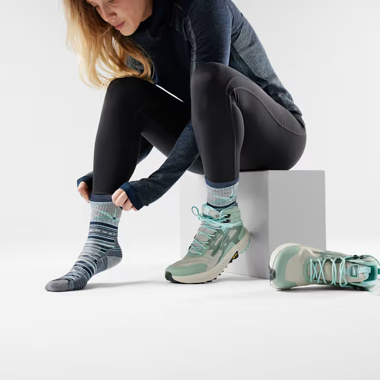 Smartwool Merino Women's Hike Dragon Stitch Mid Crew Socks - Image 2