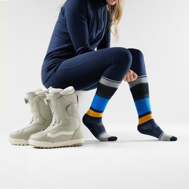 Smartwool Merino Women's Snowboard Over The Calf Socks - Image 2
