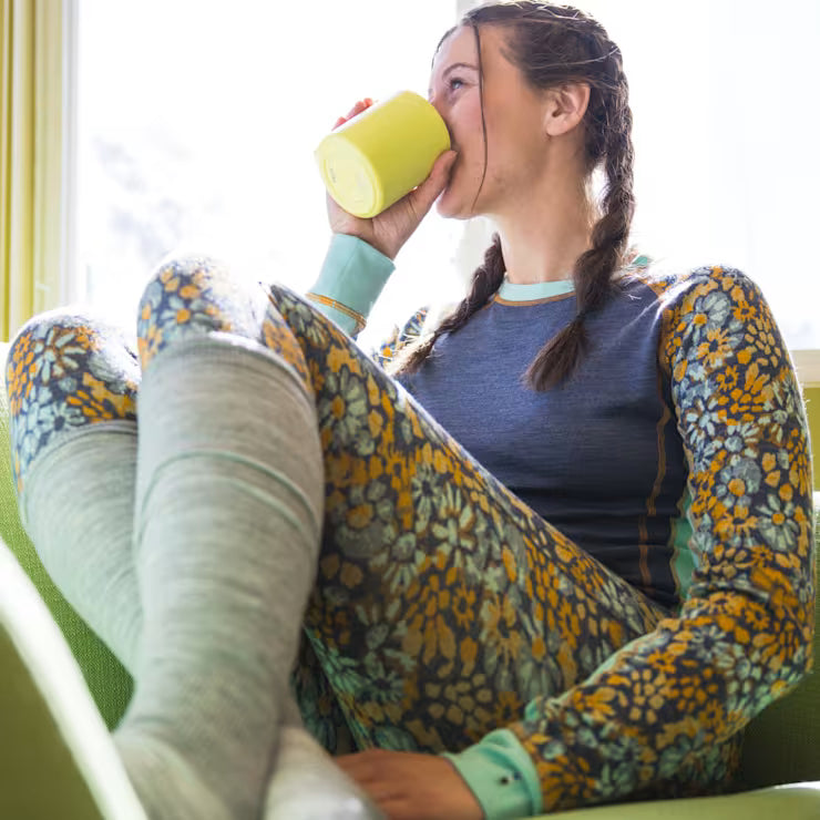 Smartwool Merino Women's Classic Thermal Merino Base Layer Colorblock Crew - Image 4